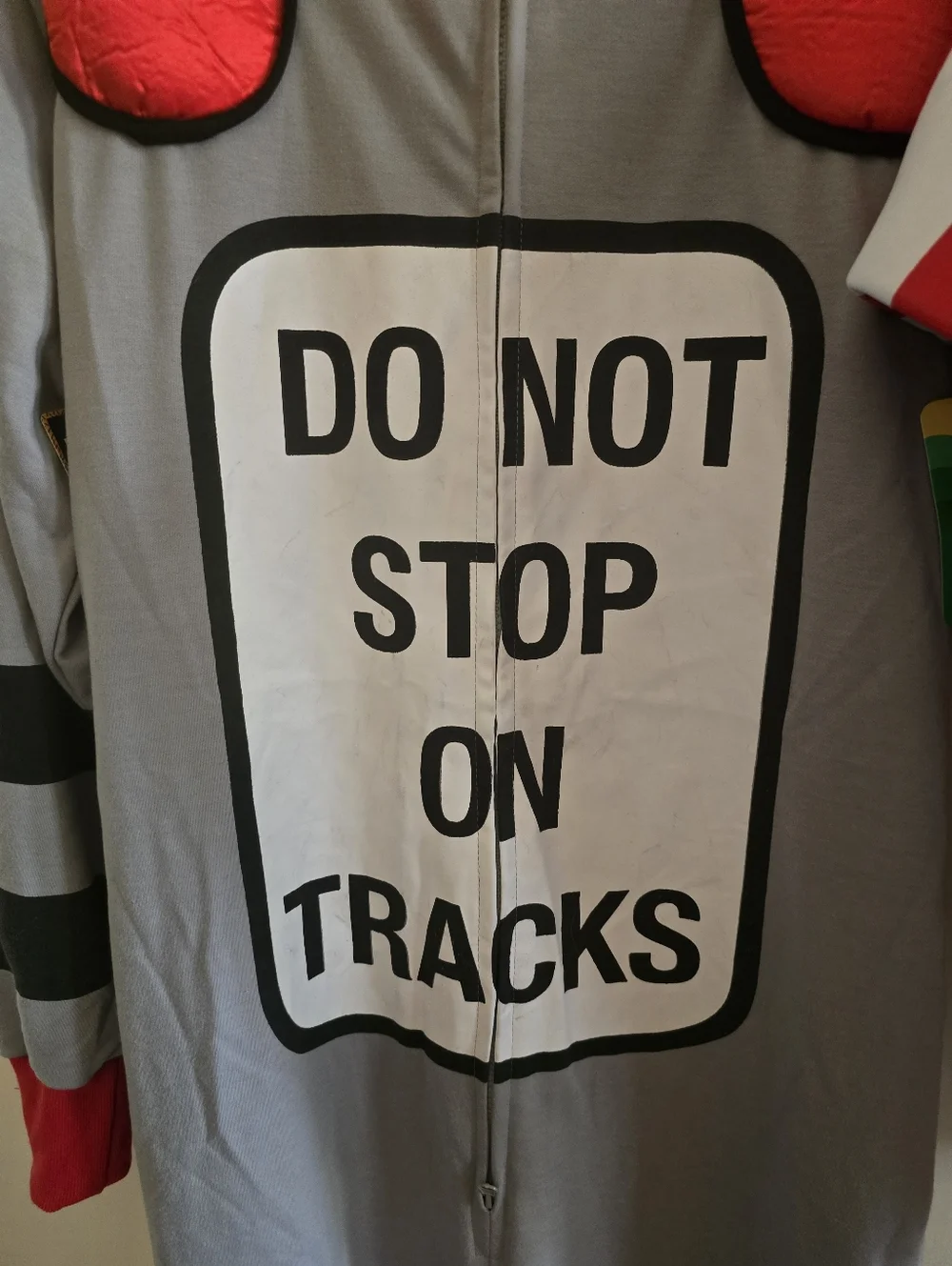 Tipsy Elves Men's Grey Railroad Crossing Halloween Costume - No Headpiece Sz L - Picture 7 of 10